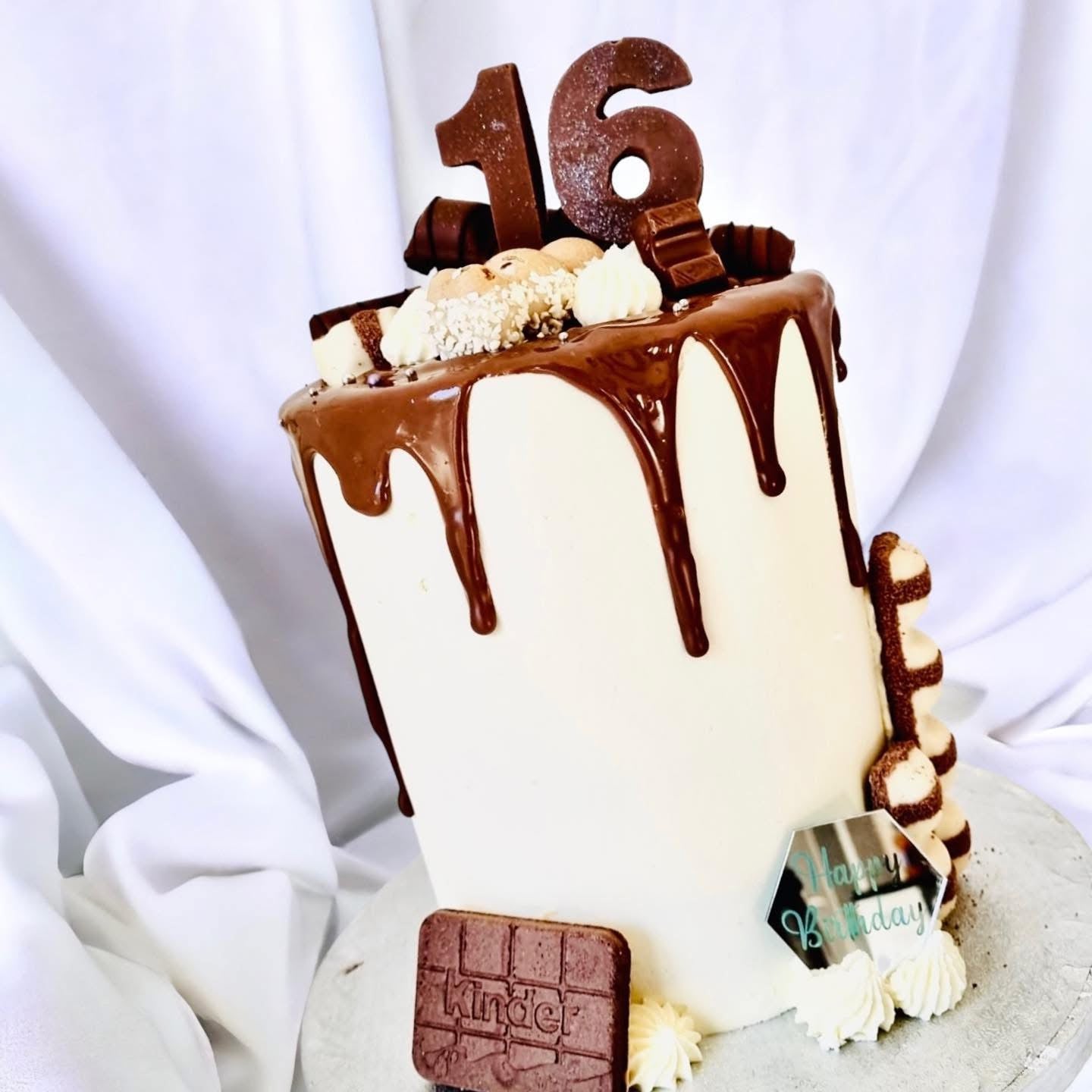 Chocolate Drip Cakes